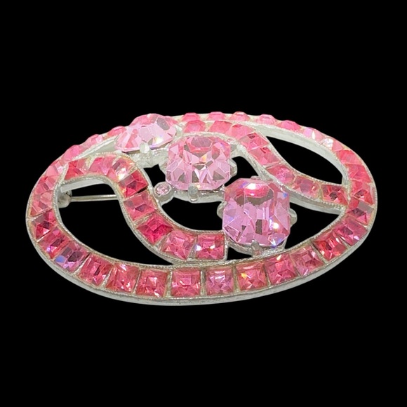 Vintage Art Deco Pink Rhinestone Pot Metal Brooch - Picture 3 of 8